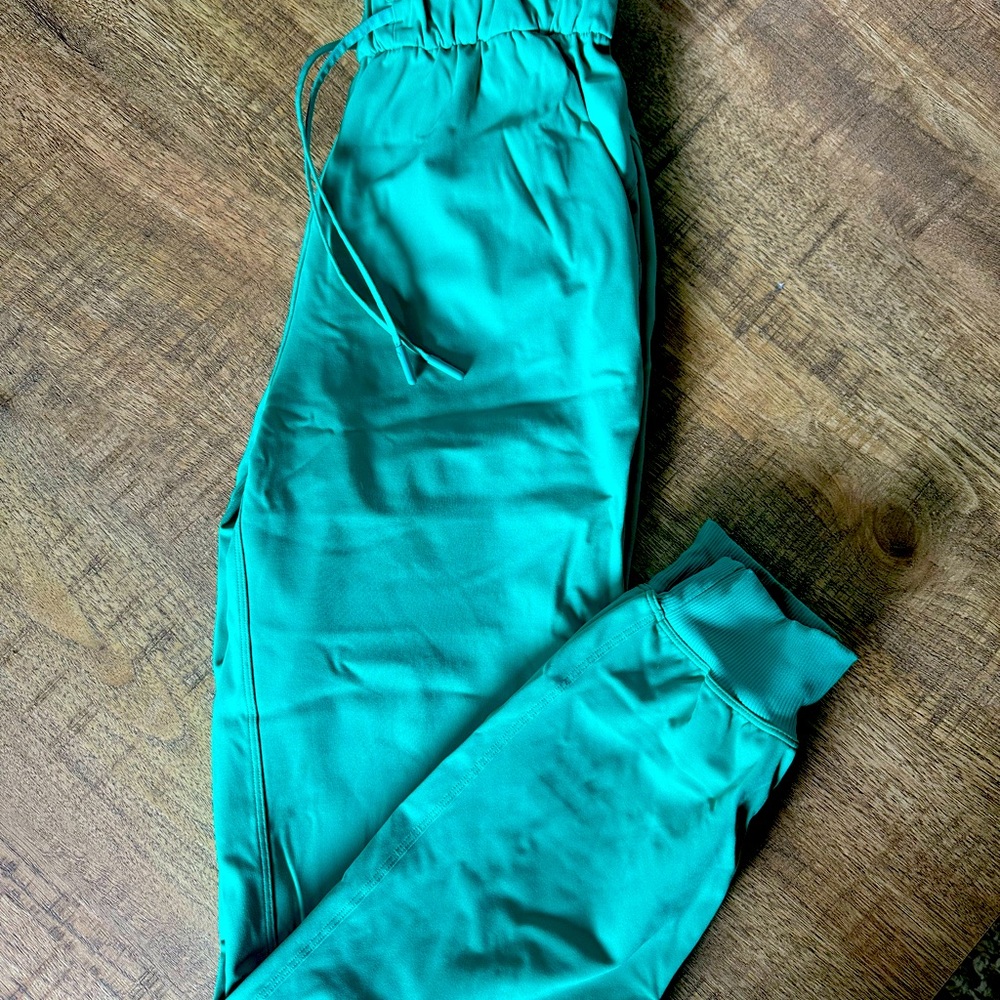 Lululemon Stretch High‑Rise Jogger *Full Length size 2